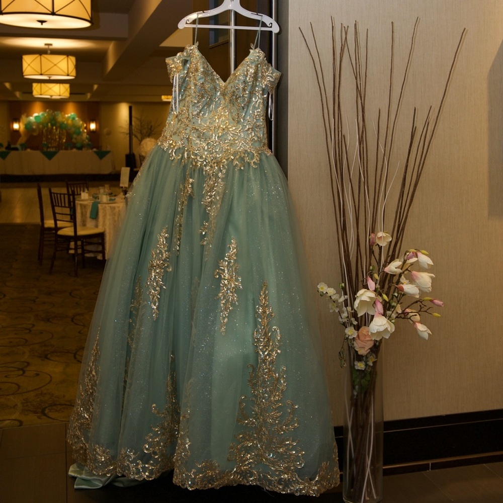 Teal green Quince/18th Debut Gown